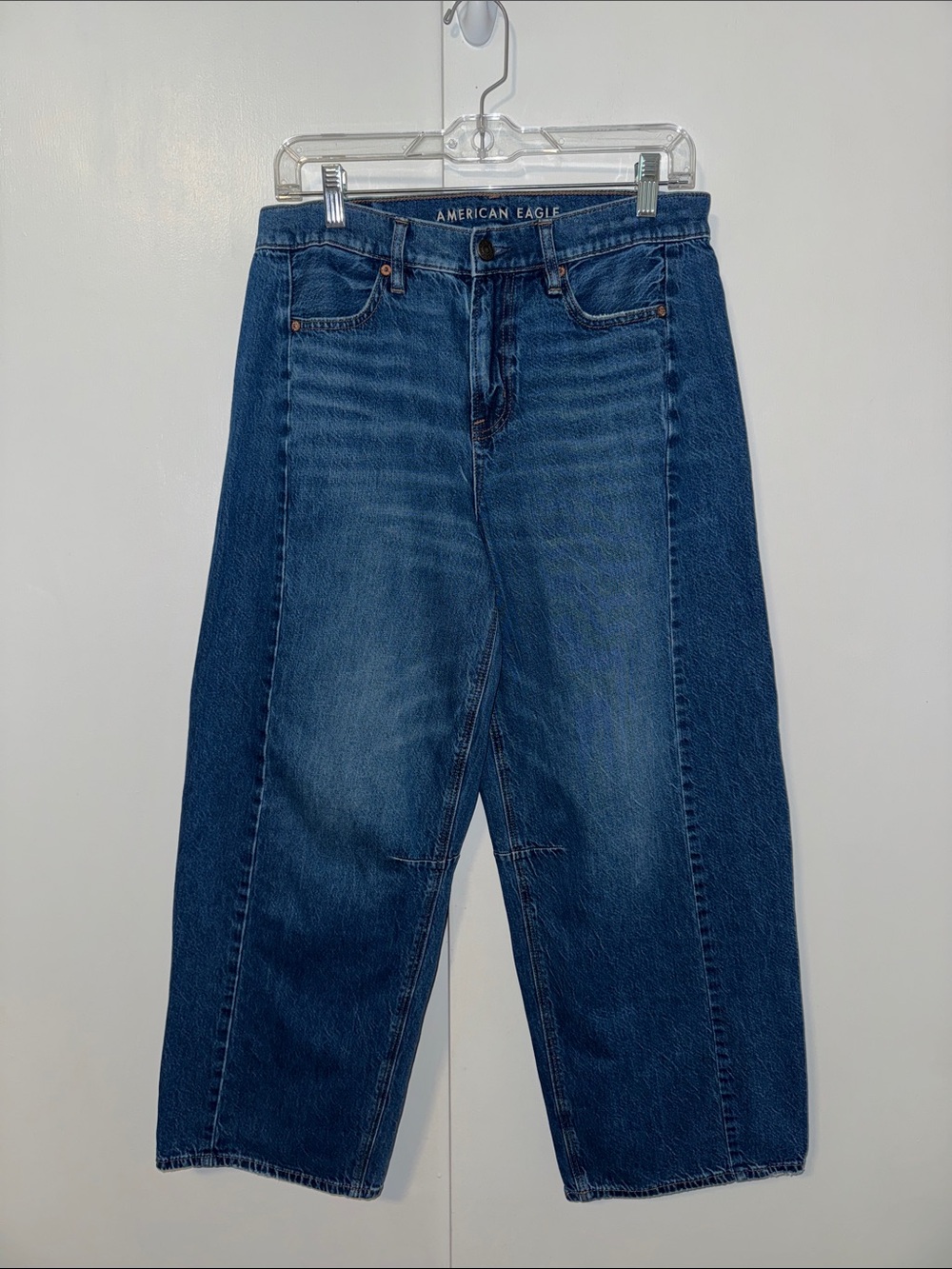 American Eagle Dreamy Drape Strigid Barrel Leg Jeans Women’s 4